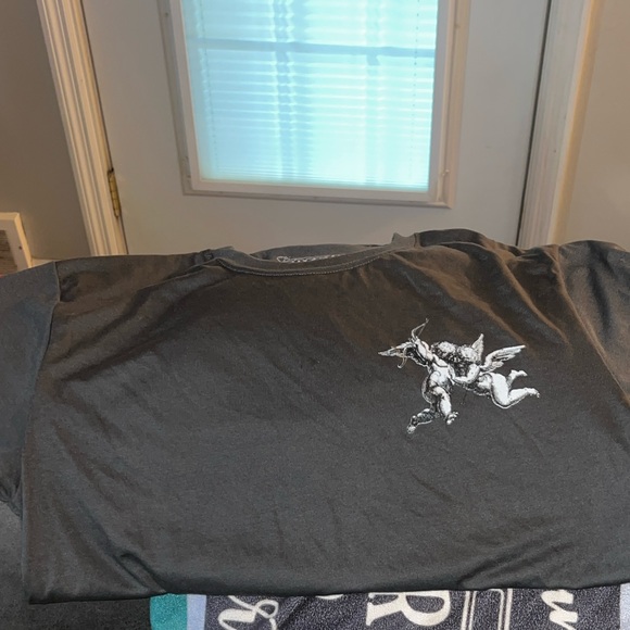 Men’s Charcoal Angel Graphic Tee - Picture 1 of 2